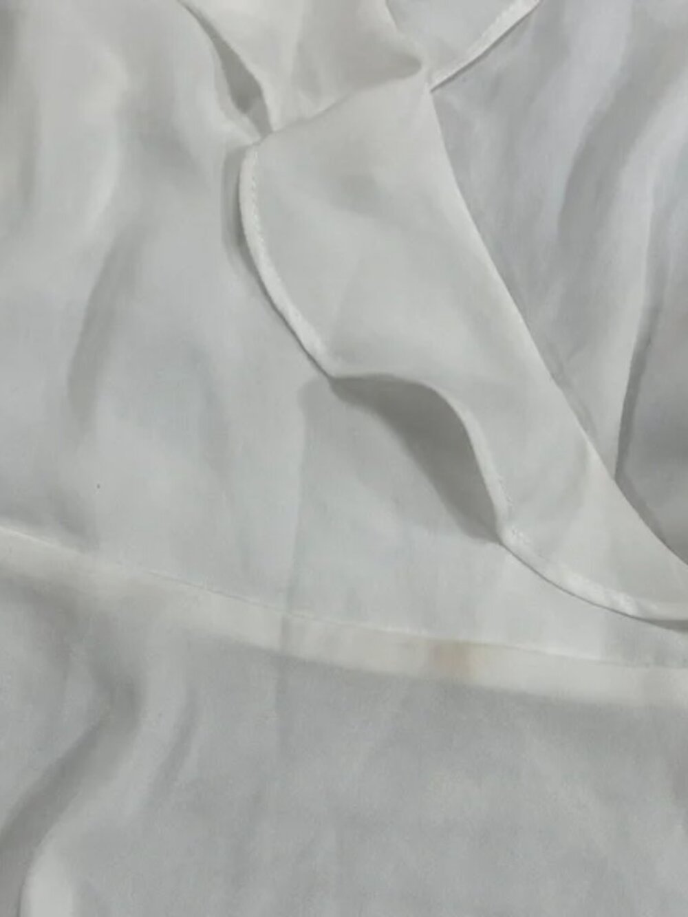 Q+A Ivory Ruffle V-Neck Blouse - Picture 8 of 15